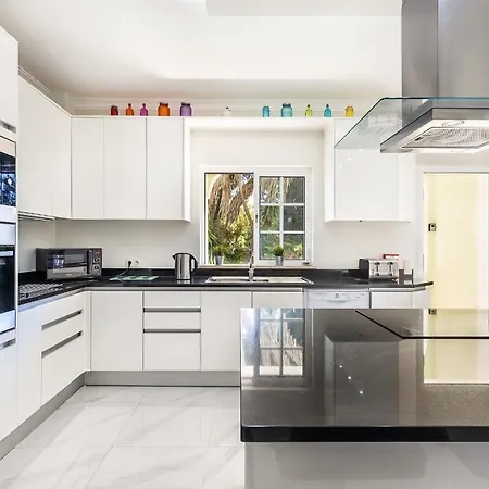 Cambria By Ocvillas *