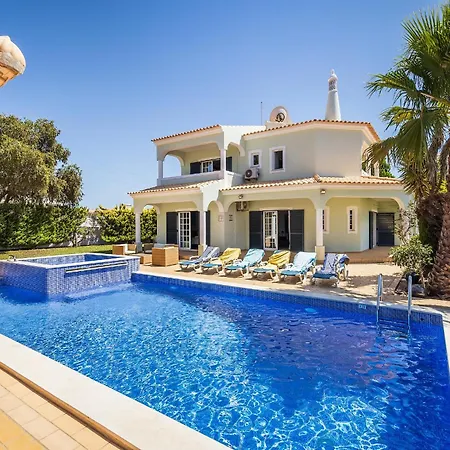 Cambria By Ocvillas *