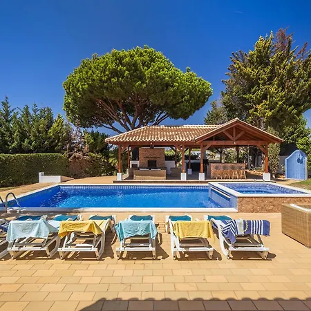 Cambria By Ocvillas *