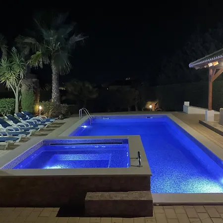Cambria By Ocvillas Villa