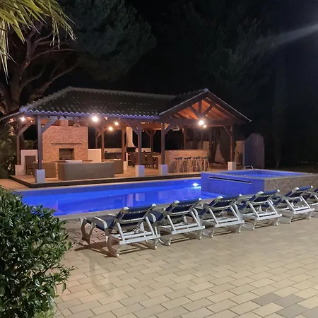 Cambria By Ocvillas Villa *