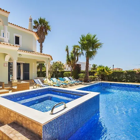 Villa Cambria By Ocvillas